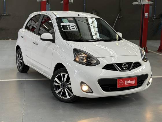 NISSAN MARCH 1.6 SL 16V FLEXSTART 4P XTRONIC NISSAN MARCH 1.6 SL 16V FLEXSTART 4P XTRONIC